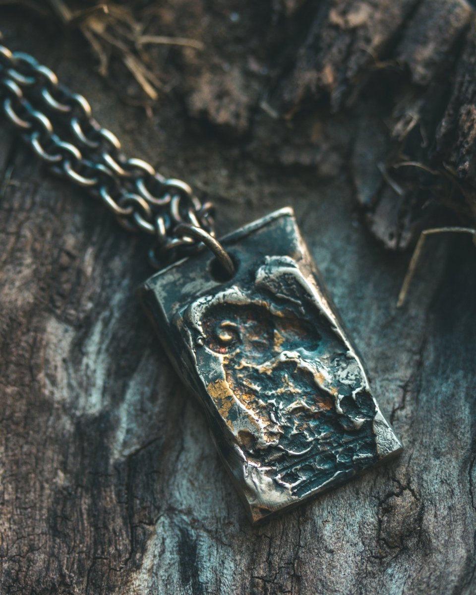 Ram's Head Crown Pendant: A Symbol of Strength and Authority - Machinations