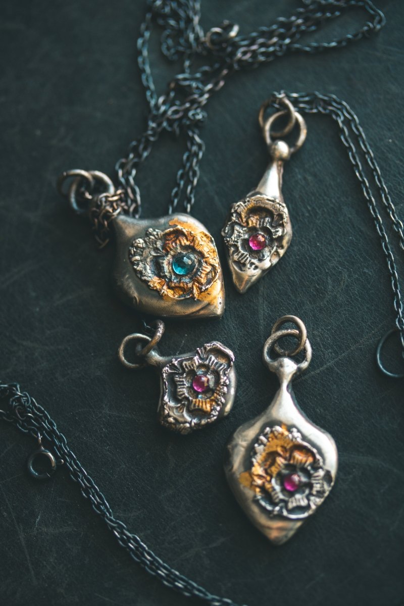 READY TO SHIP – Rose of Death Tarot Amulet with Rhodolite Garnet | Mother's Day Gift of Strength & Transformation - Machinations