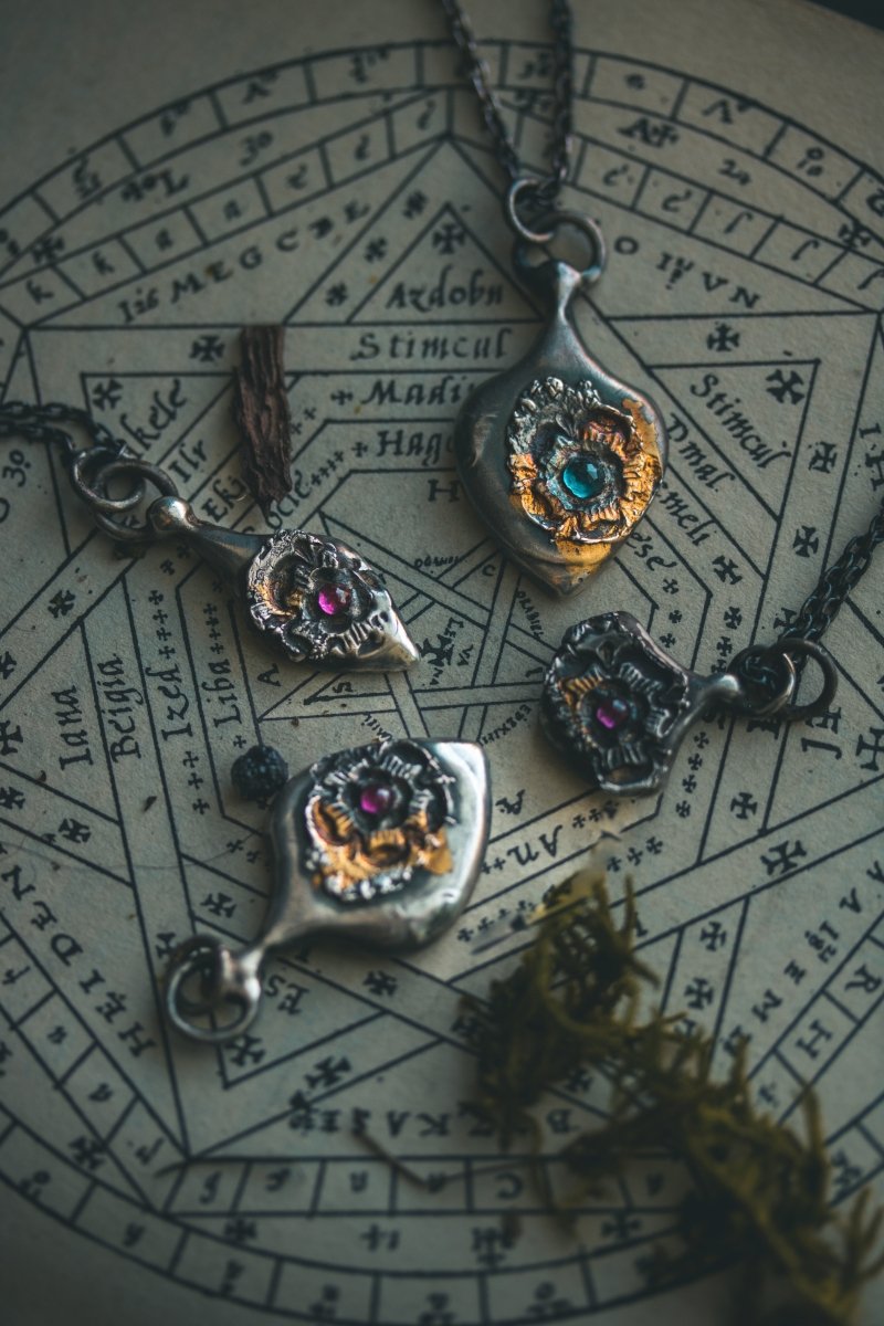 READY TO SHIP – Rose of Death Tarot Amulet with Rhodolite Garnet | Mother's Day Gift of Strength & Transformation - Machinations