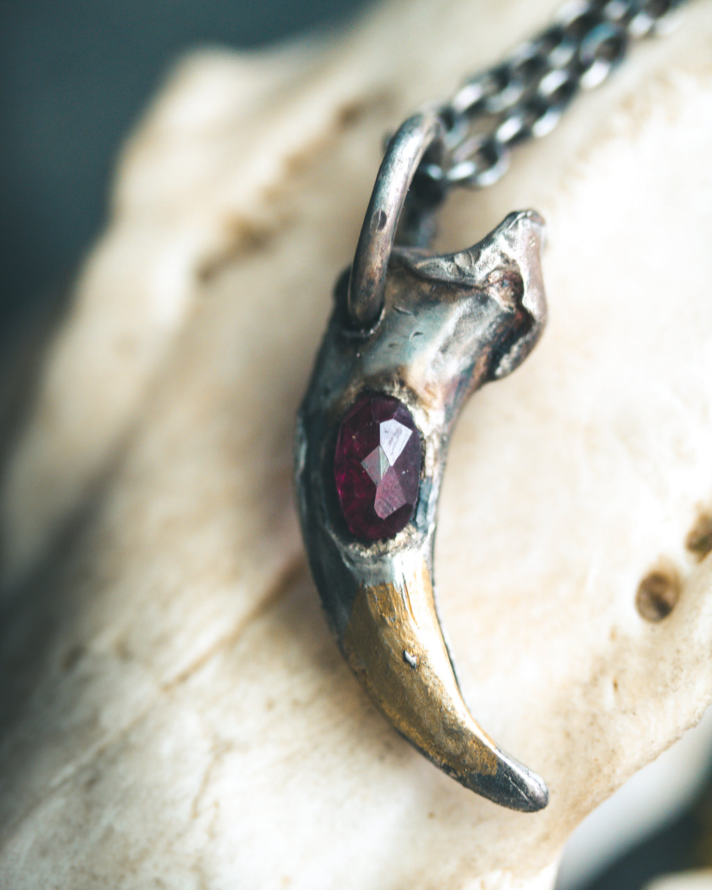 Wolf Claw Pendant – Rhodolite Garnet, Sterling Silver & 23.5K Gold | Wild Talisman of Passion, Protection, and Inner Strength
