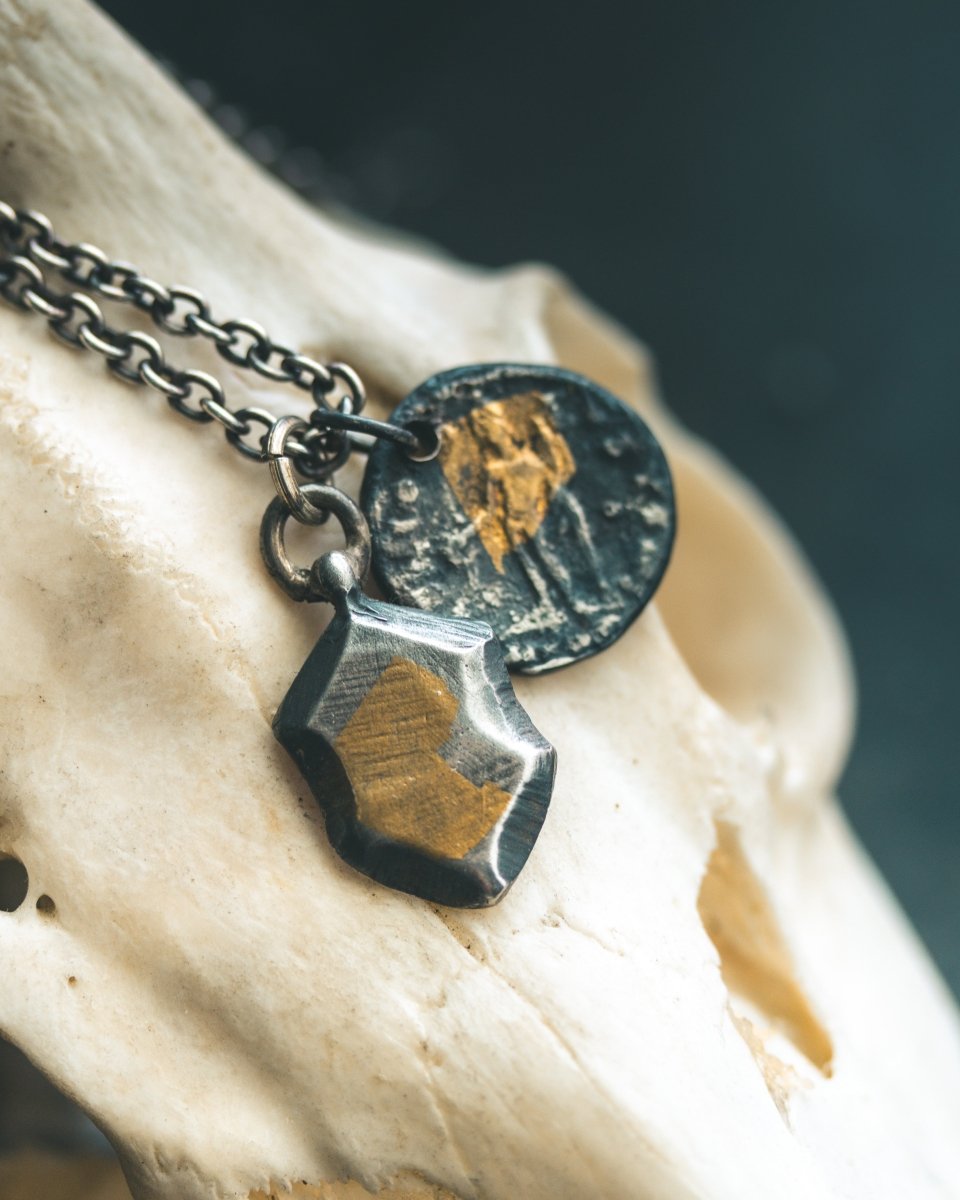 Ancient Echoes Amulet Shield - Machinations