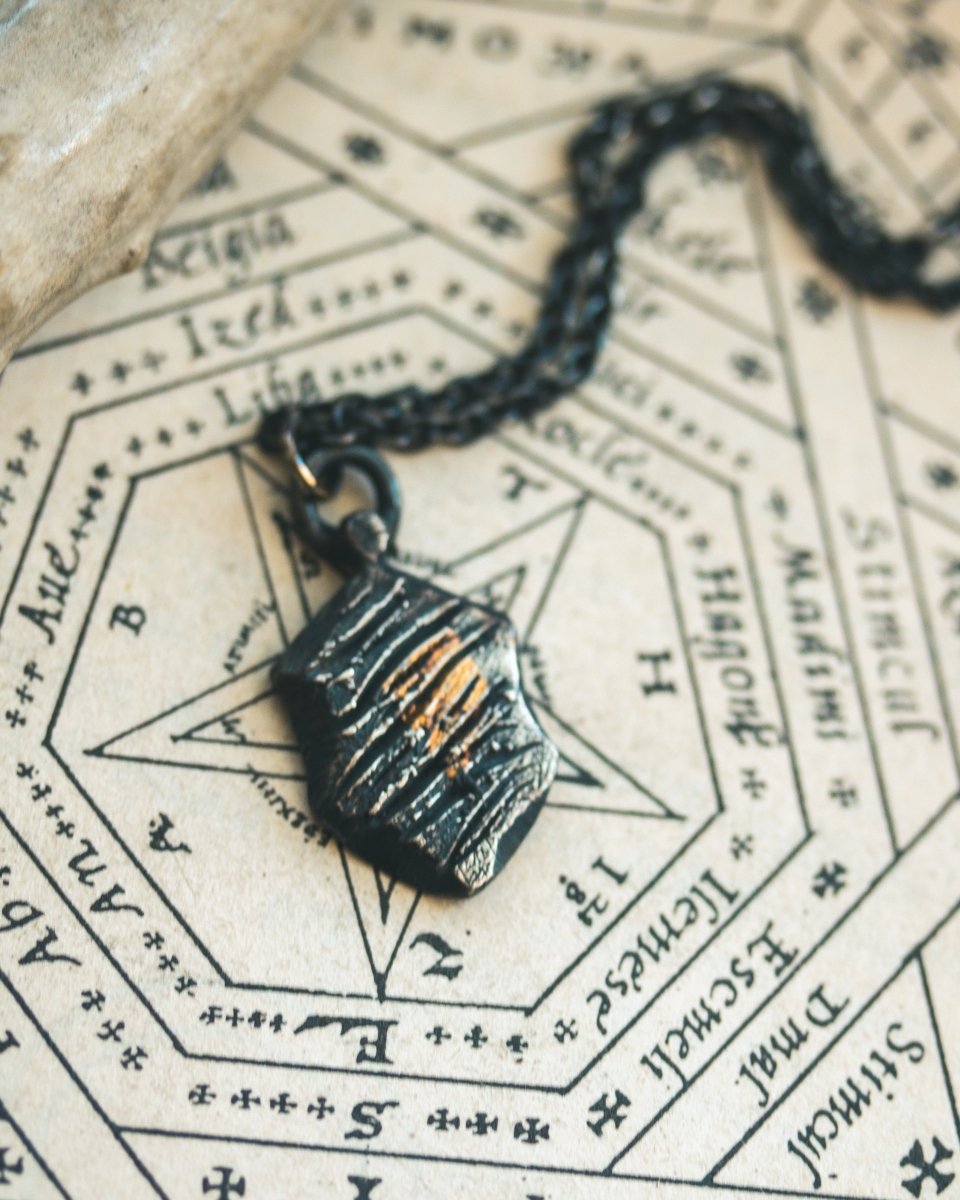 Ancient Echoes Collection: Timeless Amulet with Slashing Cut Mark Design – Handcrafted in Sterling Silver and 23.5K Gold - Machinations