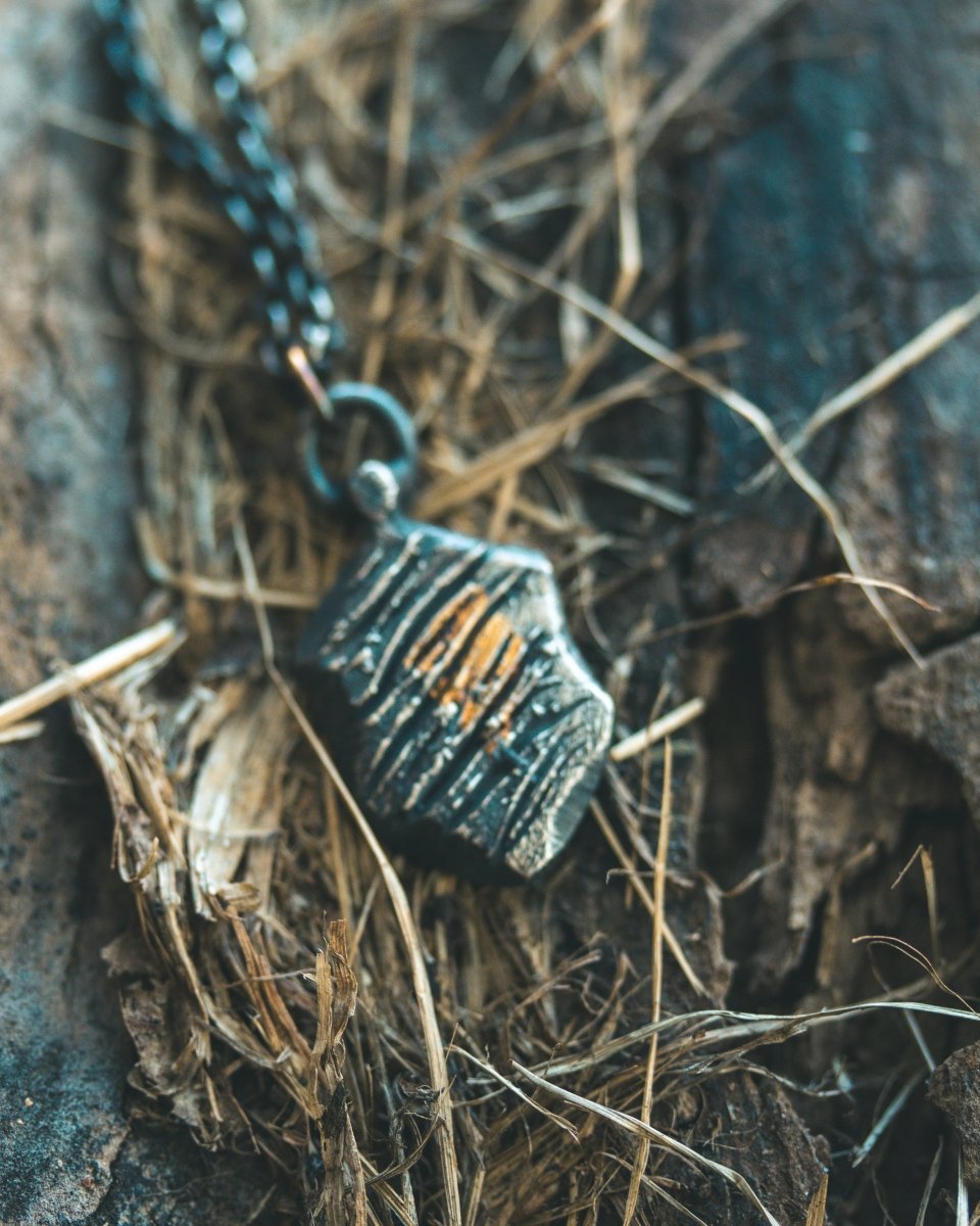 Ancient Echoes Collection: Timeless Amulet with Slashing Cut Mark Design – Handcrafted in Sterling Silver and 23.5K Gold - Machinations