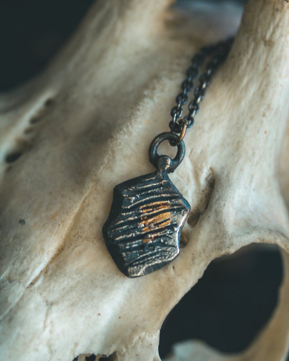 Ancient Echoes Collection: Timeless Amulet with Slashing Cut Mark Design – Handcrafted in Sterling Silver and 23.5K Gold - Machinations