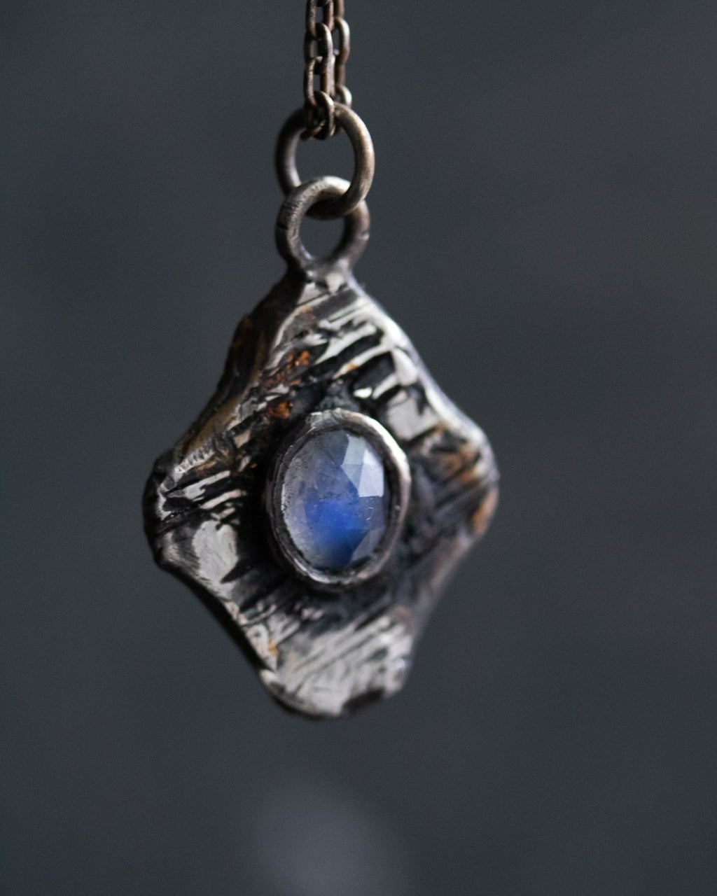 Beyond the vale Moonstone rose cut Amulets - Machinations
