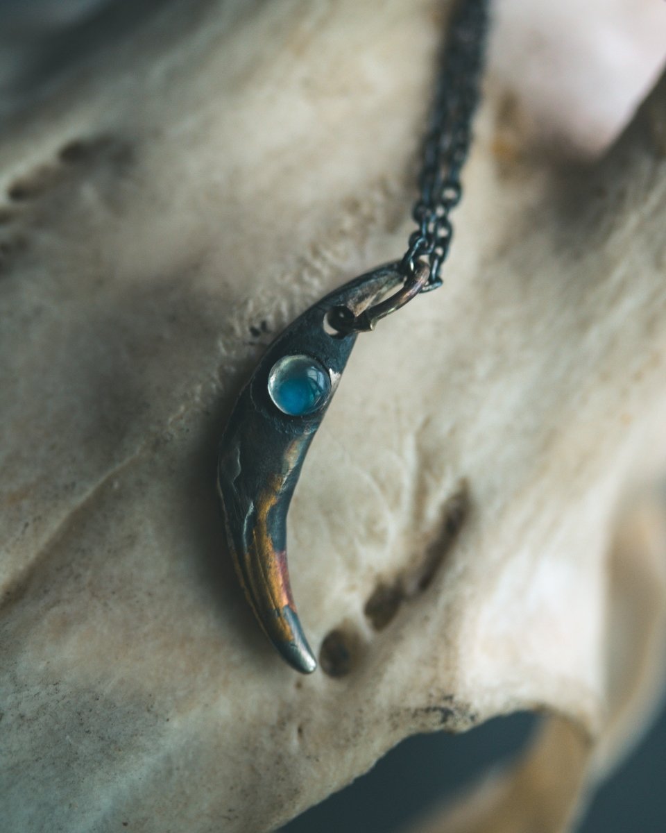 Fox Fang Pendant with Rainbow Moonstone – Sterling Silver Symbol of Intuition, Adaptability, and Hidden Wisdom - Machinations
