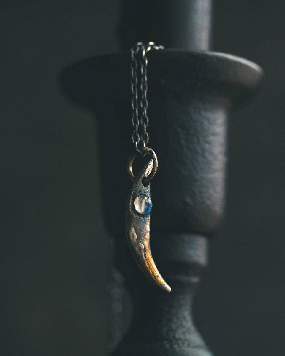 Fox Fang Pendant with Rainbow Moonstone – Sterling Silver Symbol of Intuition, Adaptability, and Hidden Wisdom - Machinations