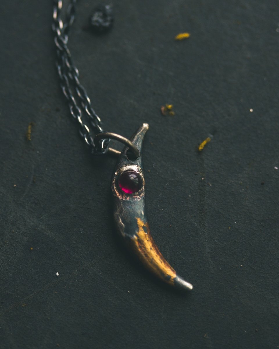 Fox Fang Pendant with Rare Neon Rhodolite Garnet: A Talisman of Passion, Transformation, and Hidden Power - Machinations