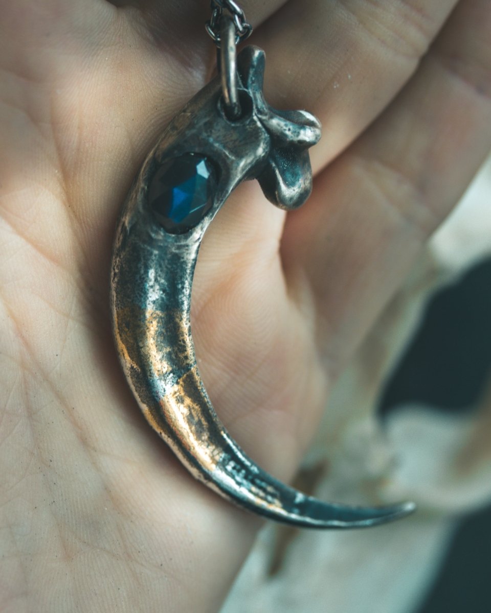 Golden Eagle Talon Pendant | Sterling Silver | 23.5K Gold | Black Labradorite (Spectrolite) - Machinations