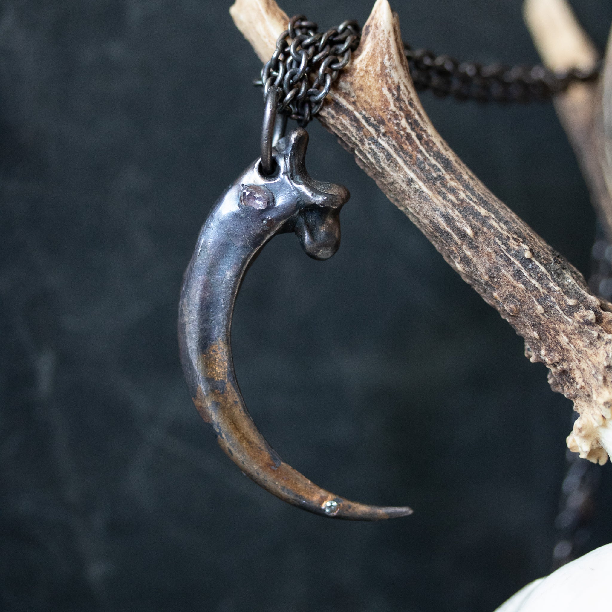 Golden Eagle Talon With Lavender sapphire MOLTEN EDITION - Machinations