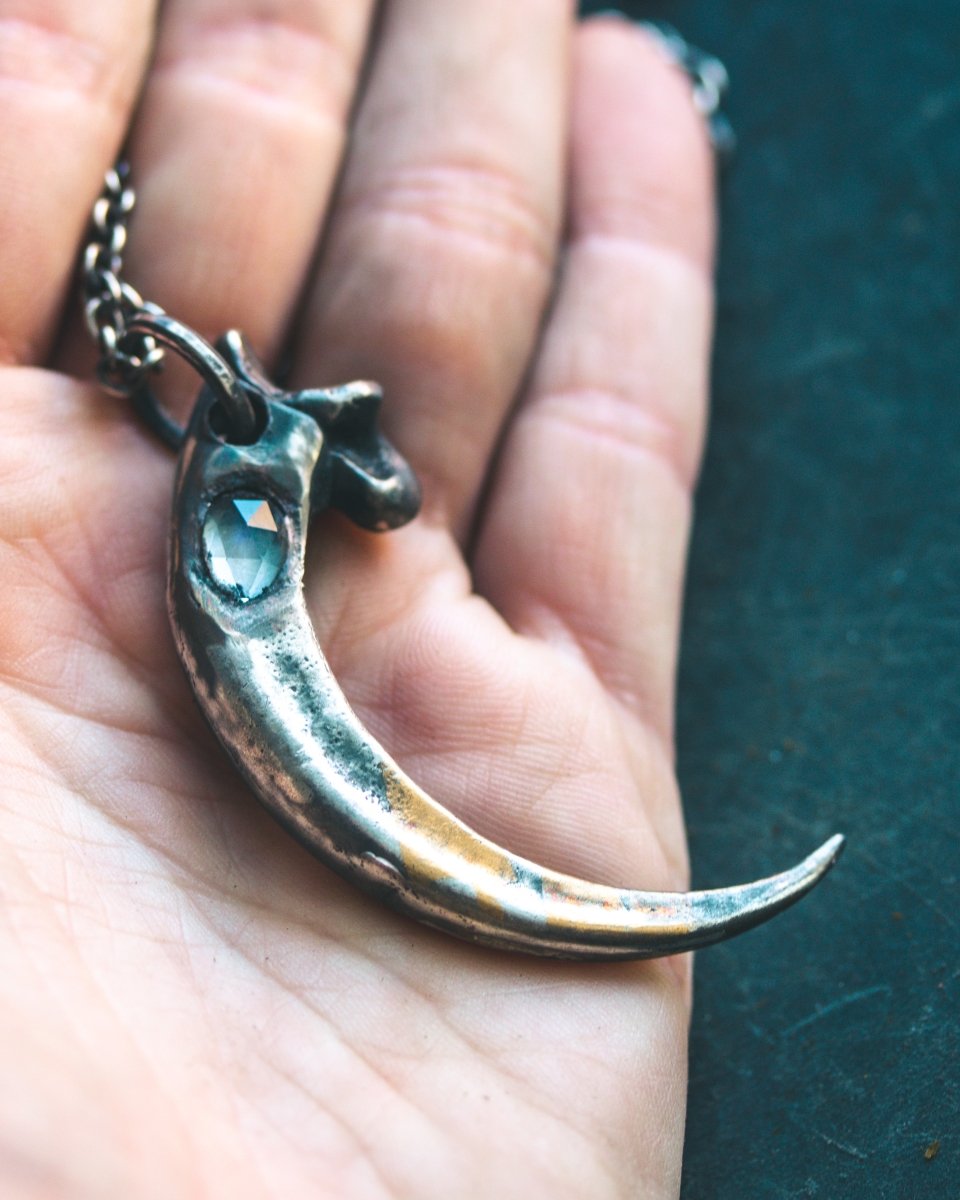 Golden Eagle Talon with Rose - Cut Rainbow Moonstone: A Symbol of Strength and Elegance - Machinations