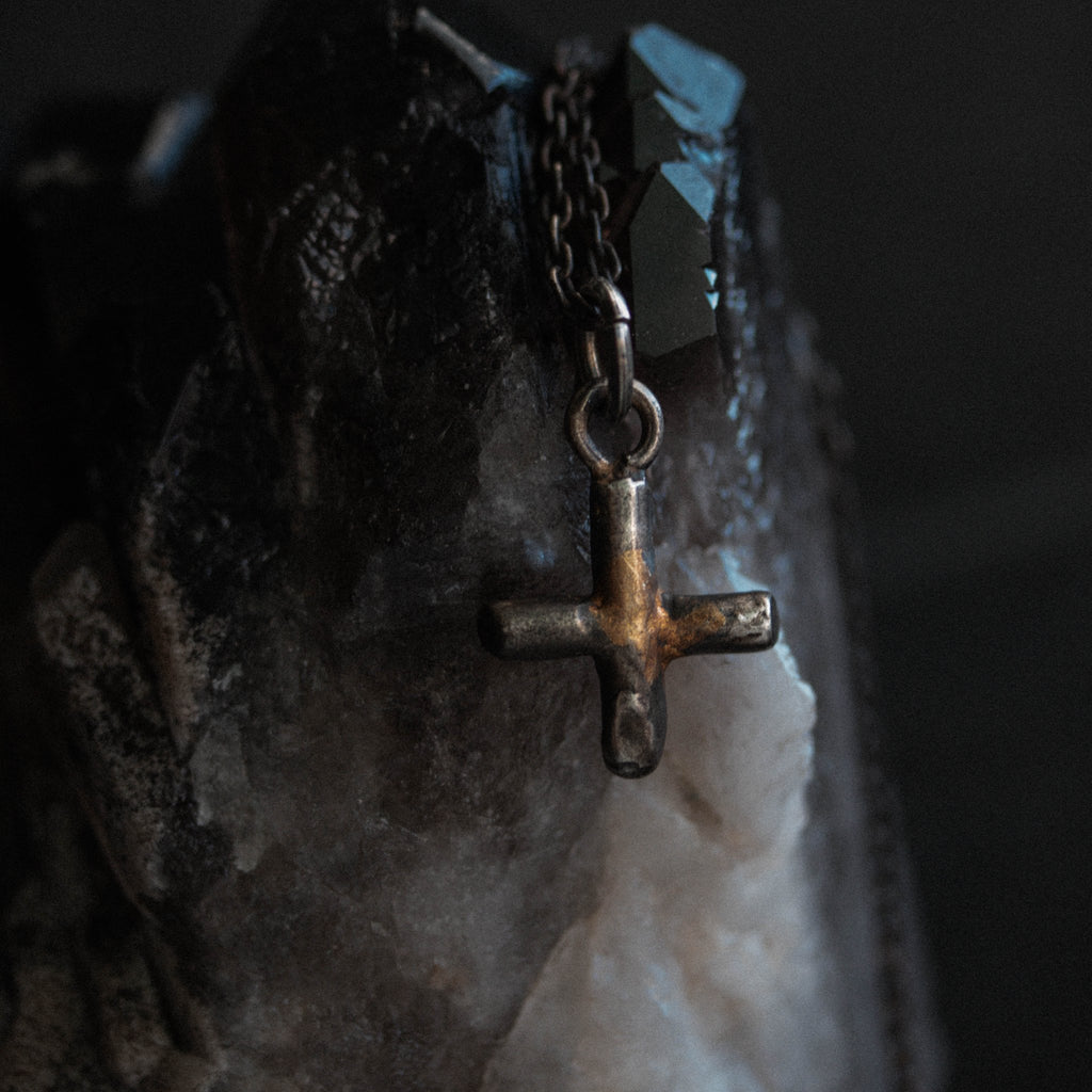 Greek cross Heavy Charm - Machinations