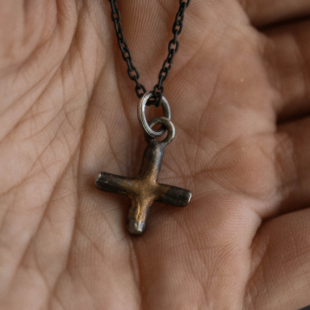 Greek cross Heavy Charm - Machinations