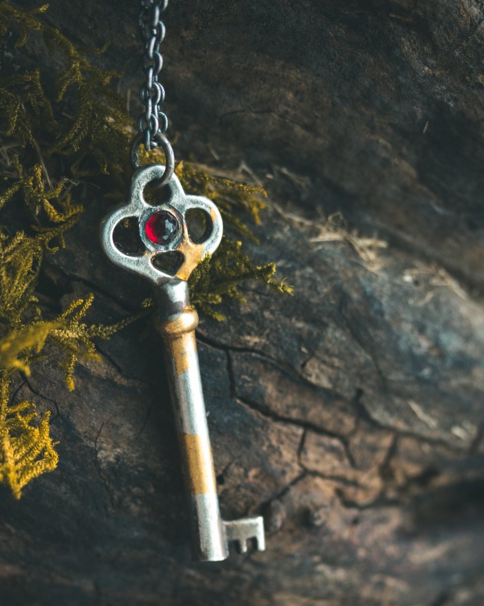 Hekate’s Crossroads Key with Almandine Garnet: A Symbol of Transformation, Passion, and the Power of Choice - Machinations