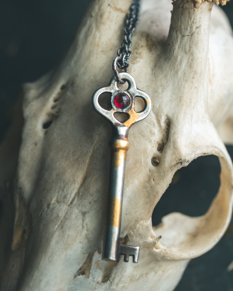Hekate’s Crossroads Key with Almandine Garnet: A Symbol of Transformation, Passion, and the Power of Choice - Machinations