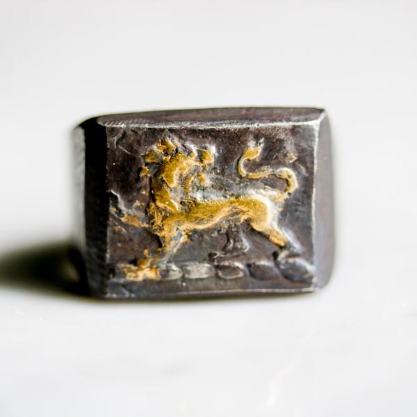 Illuminated Lion Heart Signet Ring - Machinations