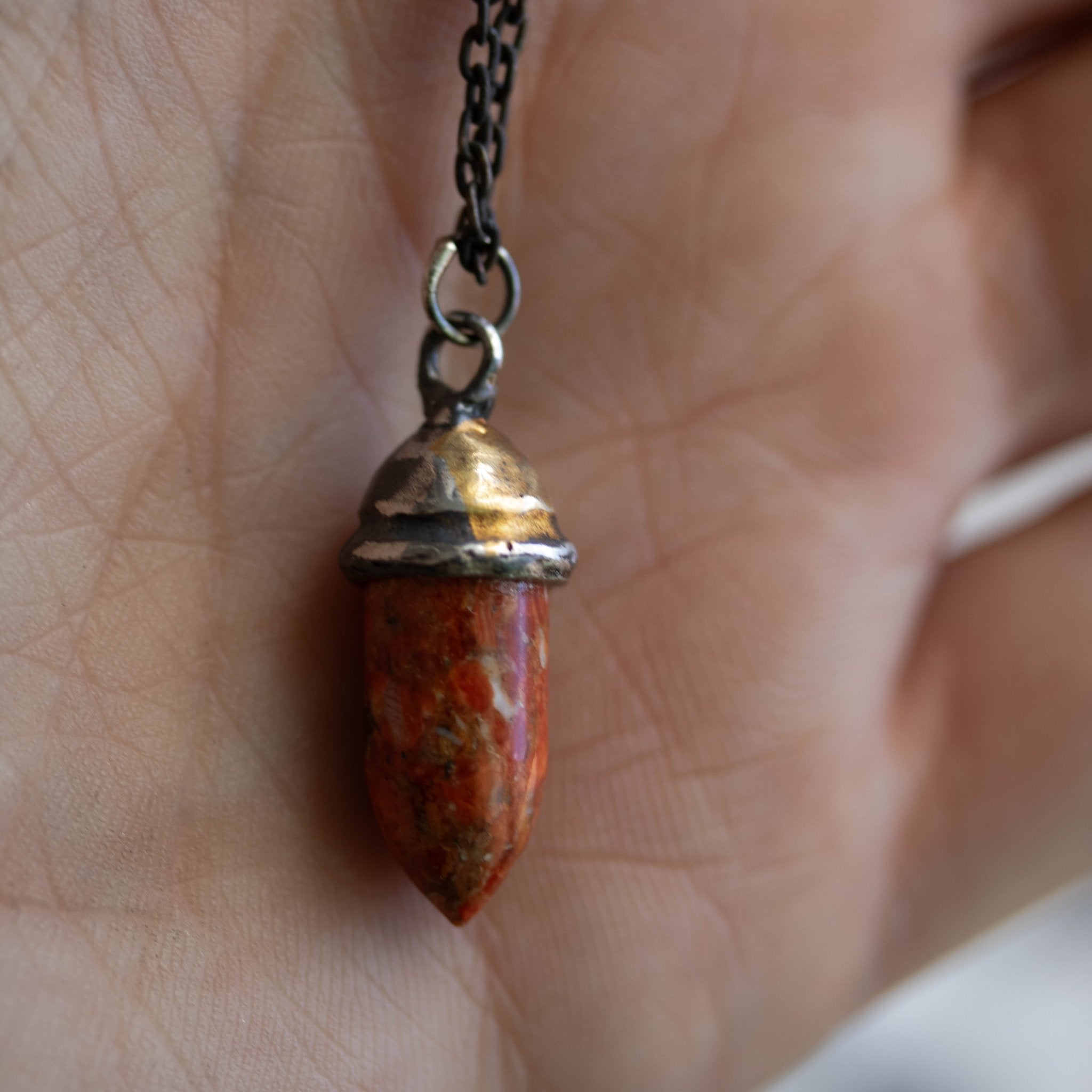 Knight Amulet Coral - Machinations