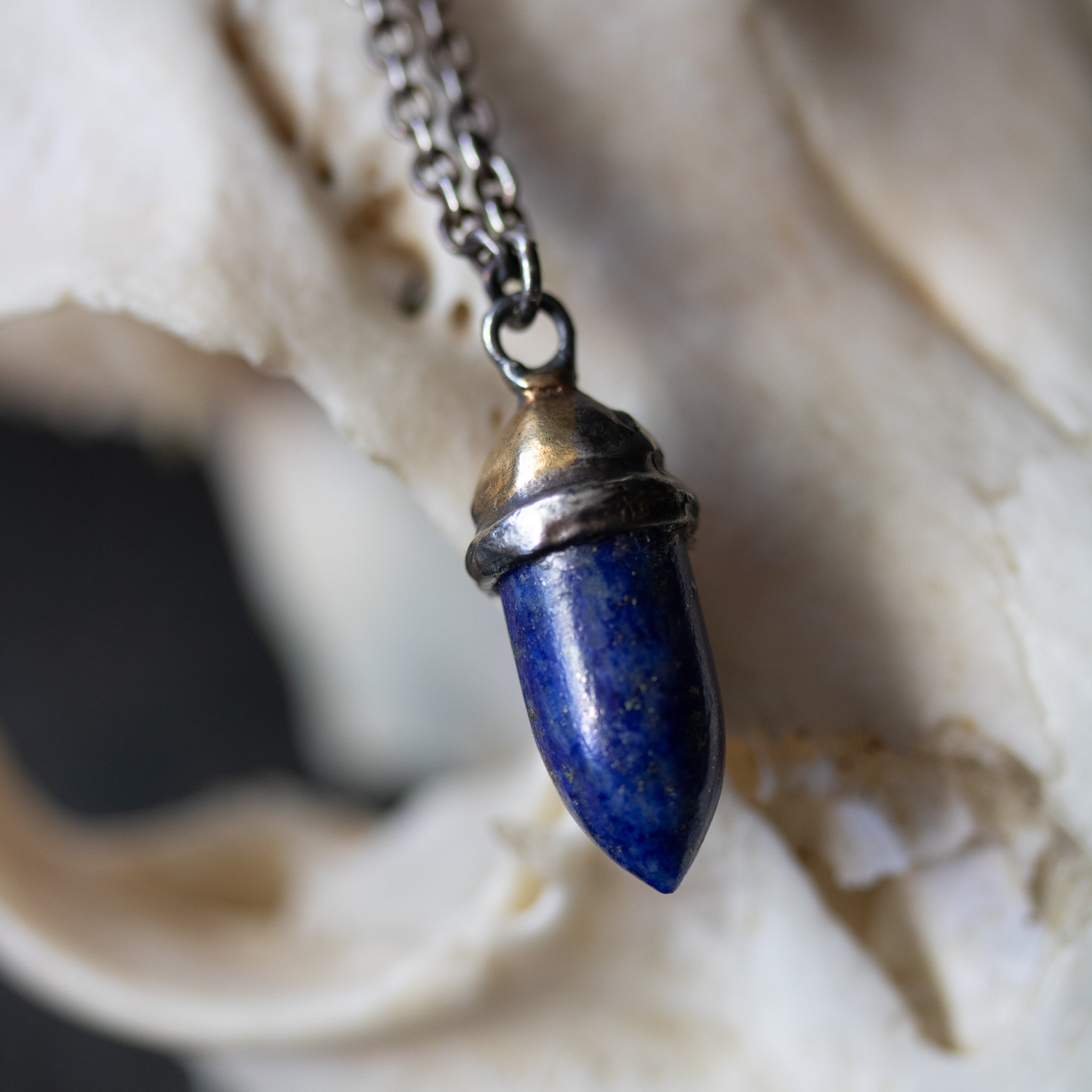 Knight Amulet Lapis - Machinations