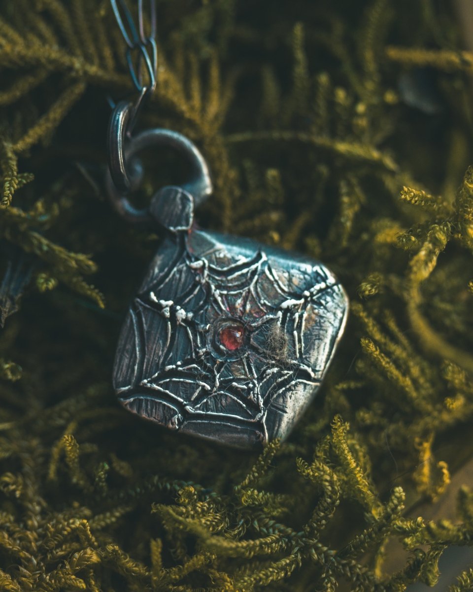 Limited Edition Arachne Myth Amulet with Almandine Garnet – A Symbol of Artistry and Transformation - Machinations