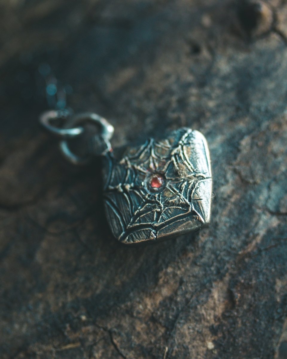 Limited Edition Arachne Myth Amulet with Almandine Garnet – A Symbol of Artistry and Transformation - Machinations