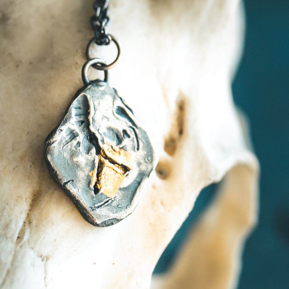 Limited Edition Cancer Birthday Charms 04 - Machinations