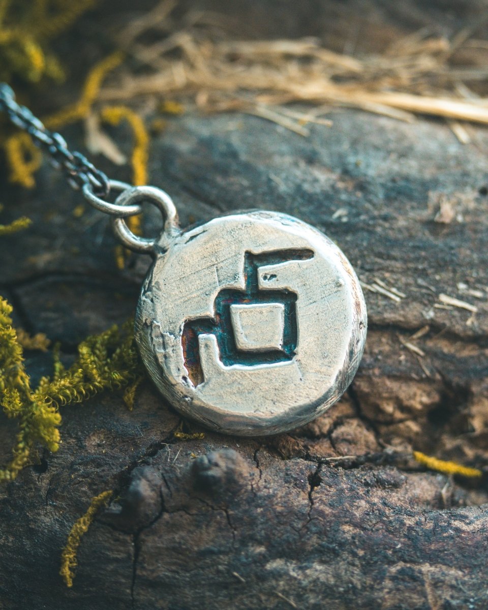 Limited Edition “The Owls Are Not What They Seem” Pendant – A Tribute to Mystery & Lynchian Lore - Machinations