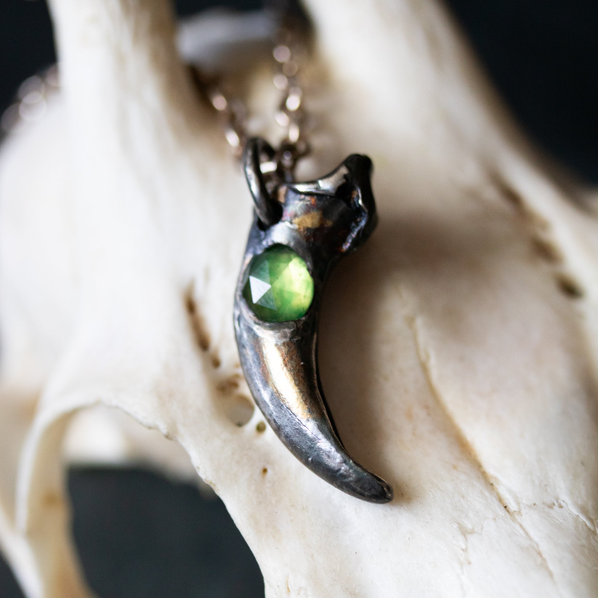 Lupus Spiritus Claw Grossular Garnet - Machinations