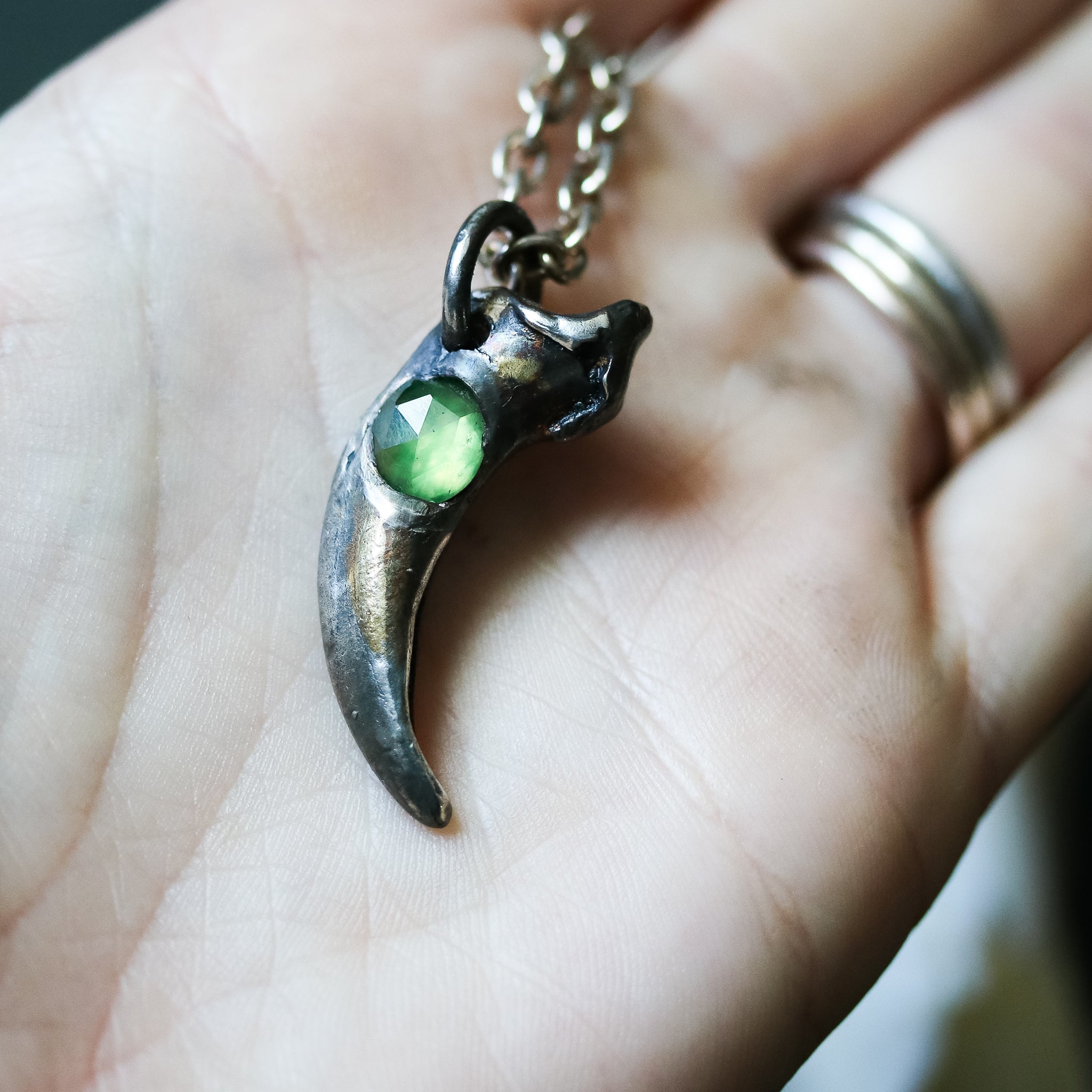 Lupus Spiritus Claw Grossular Garnet - Machinations