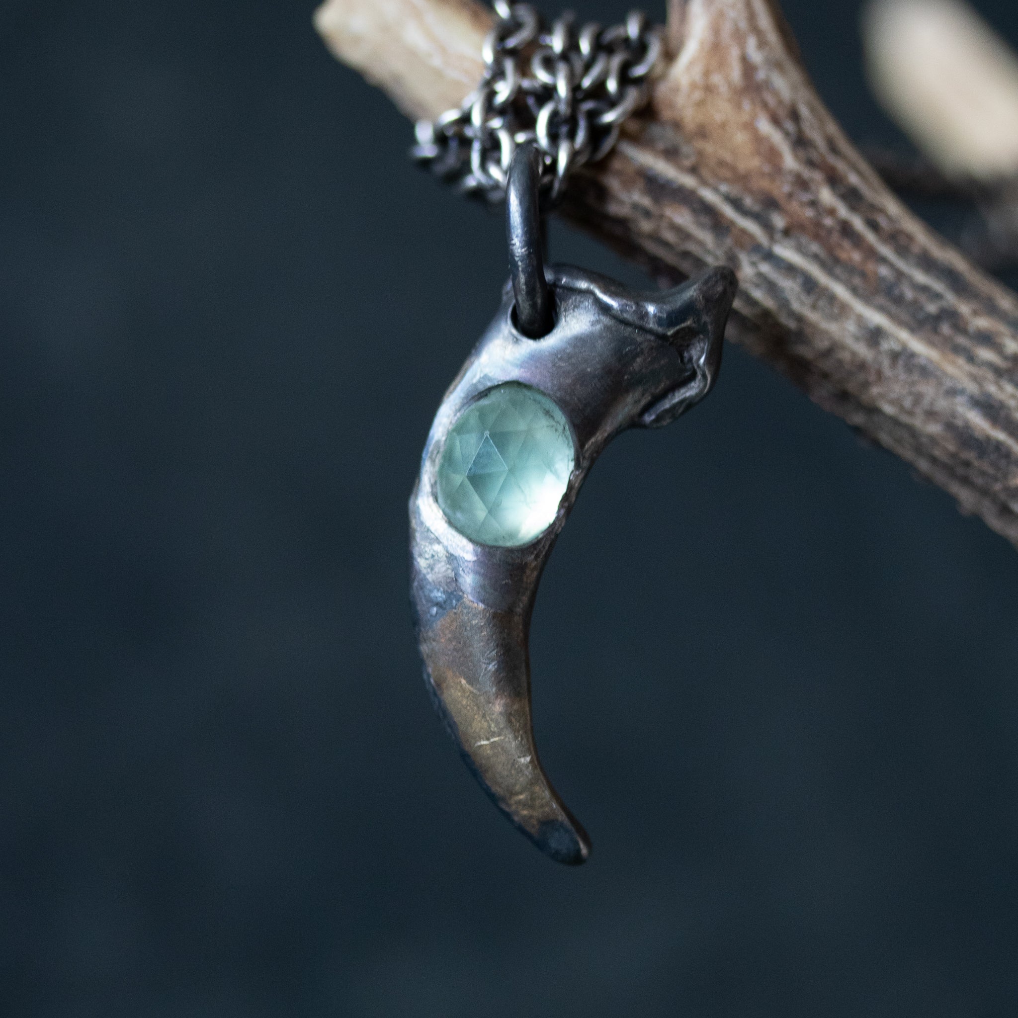 Lupus Spiritus Claw PRASIOLITE - Machinations