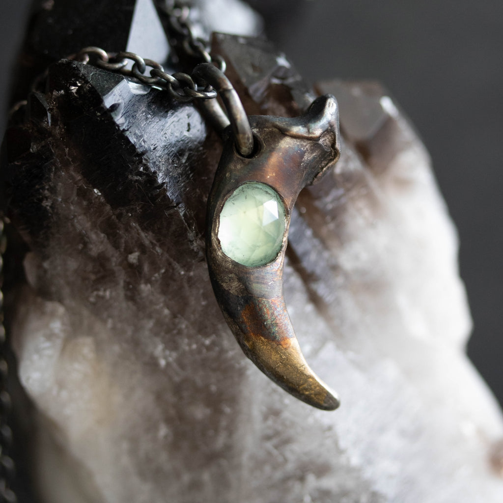 Lupus Spiritus Claw PRASIOLITE - Machinations