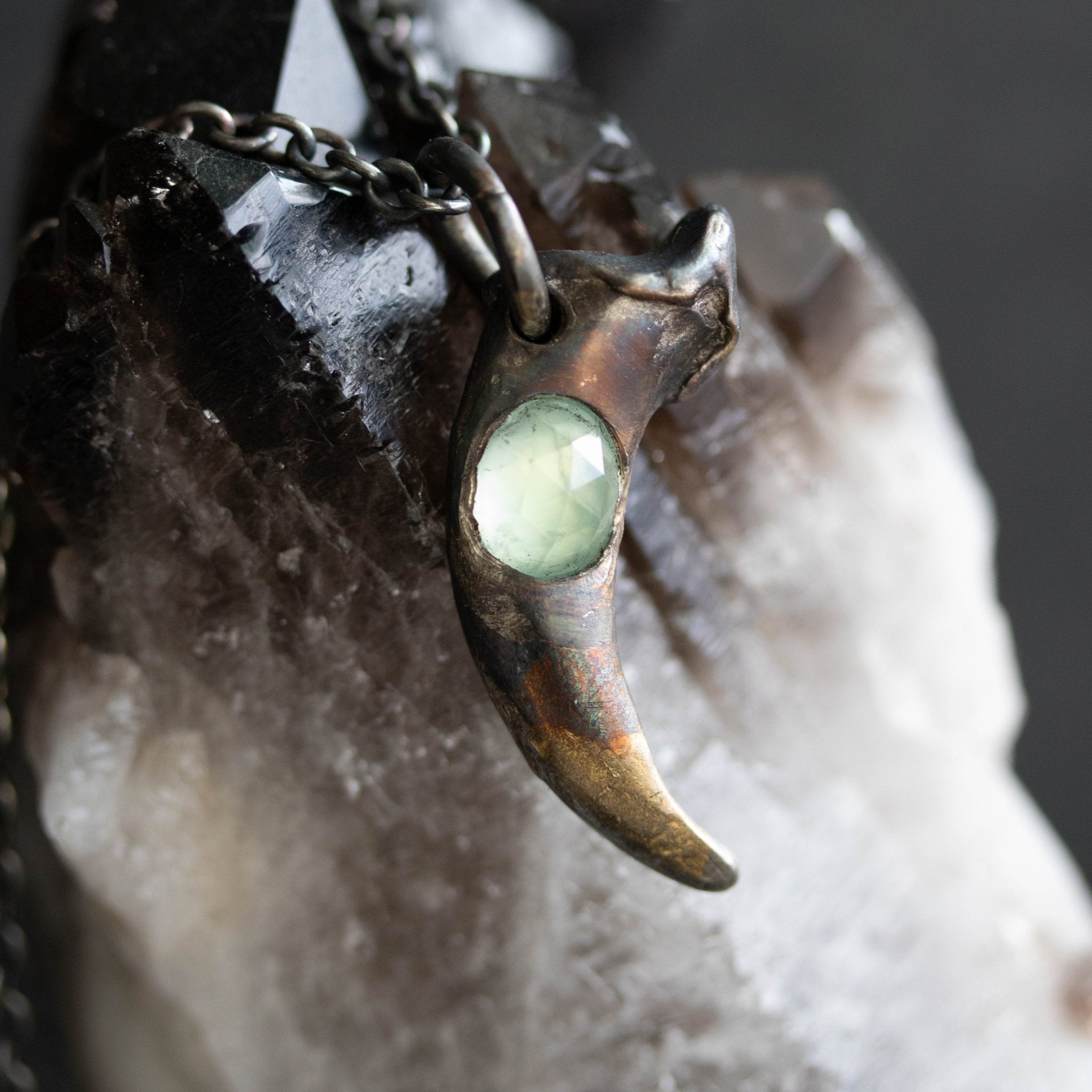 Lupus Spiritus Claw PRASIOLITE - Machinations