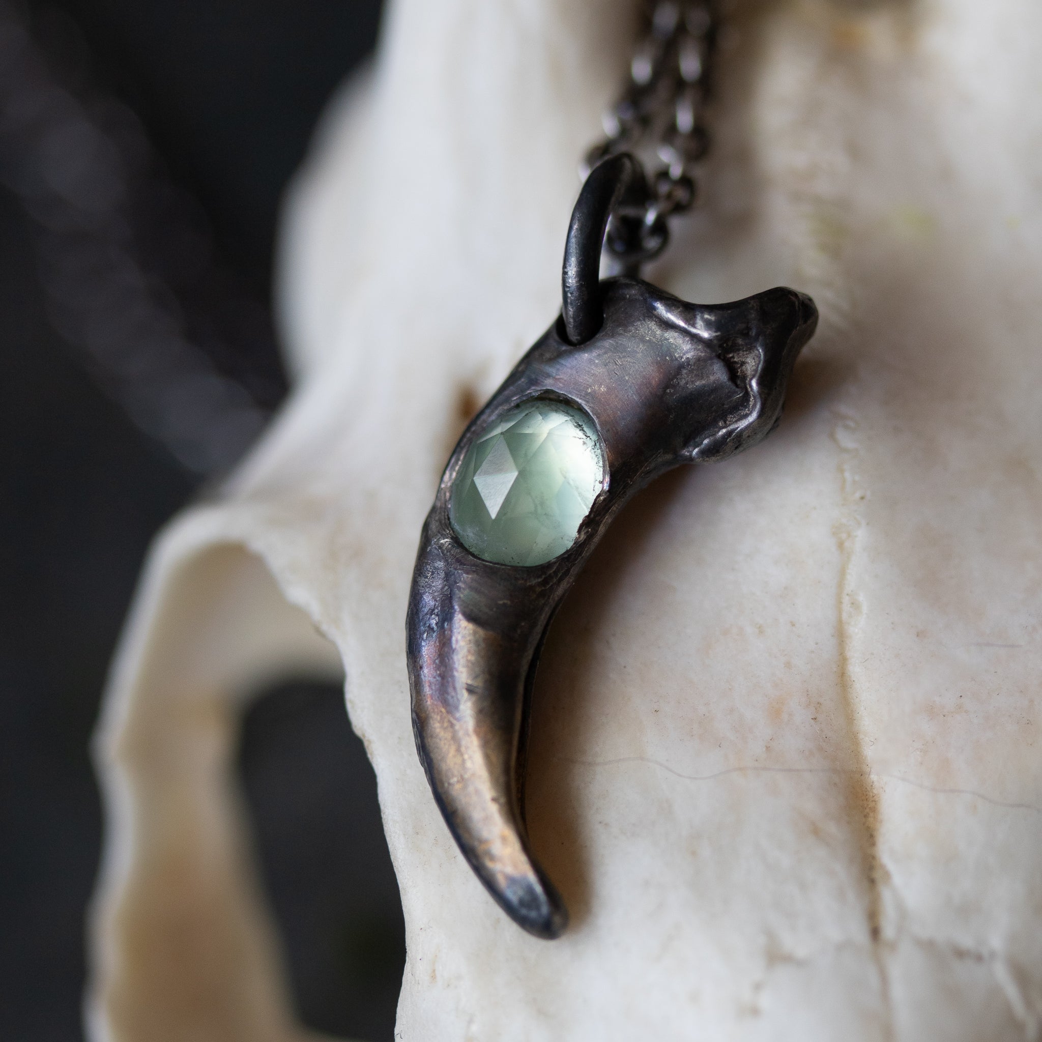 Lupus Spiritus Claw PRASIOLITE - Machinations