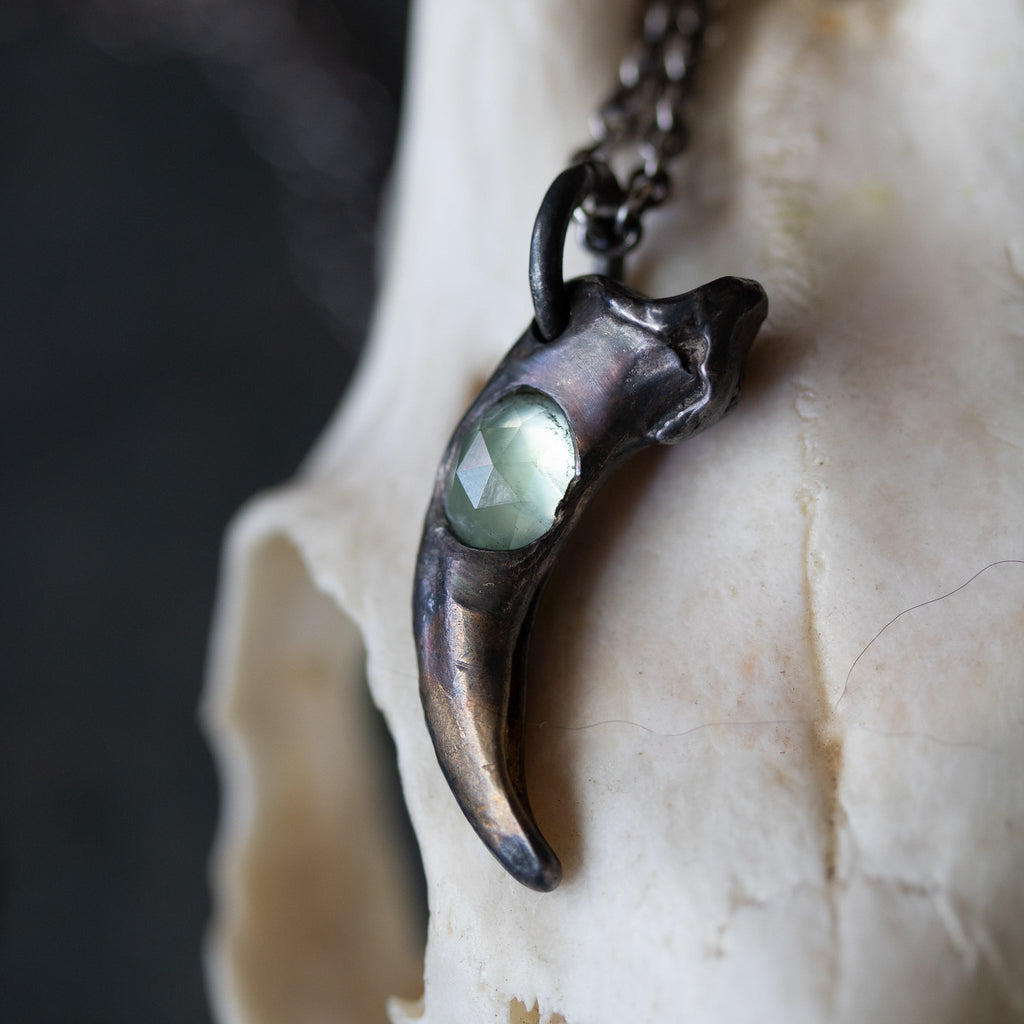 Lupus Spiritus Claw PRASIOLITE - Machinations