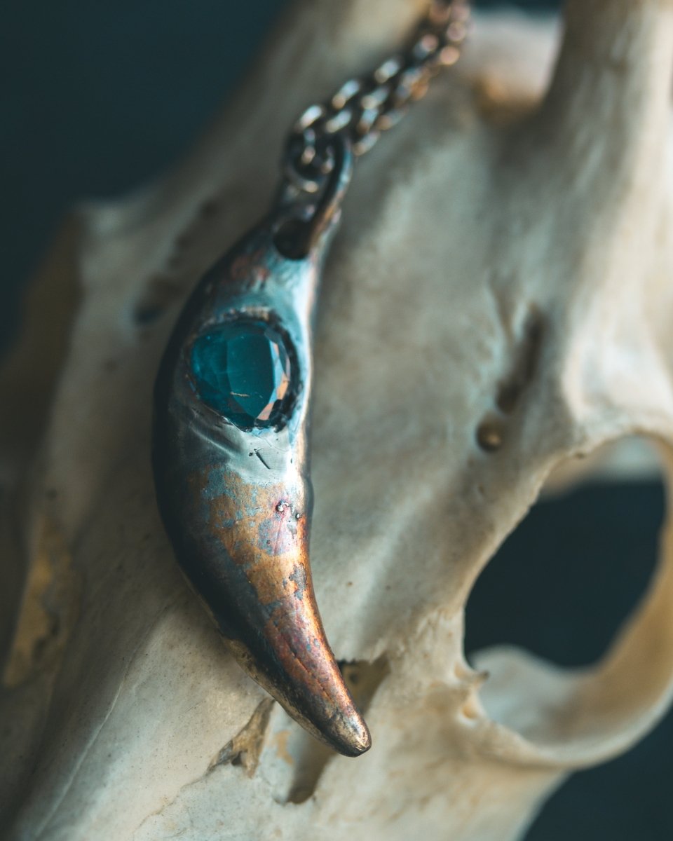 Lupus Spiritus Fang Amulet with Rare Indicolite Tourmaline – Limited Edition - Machinations