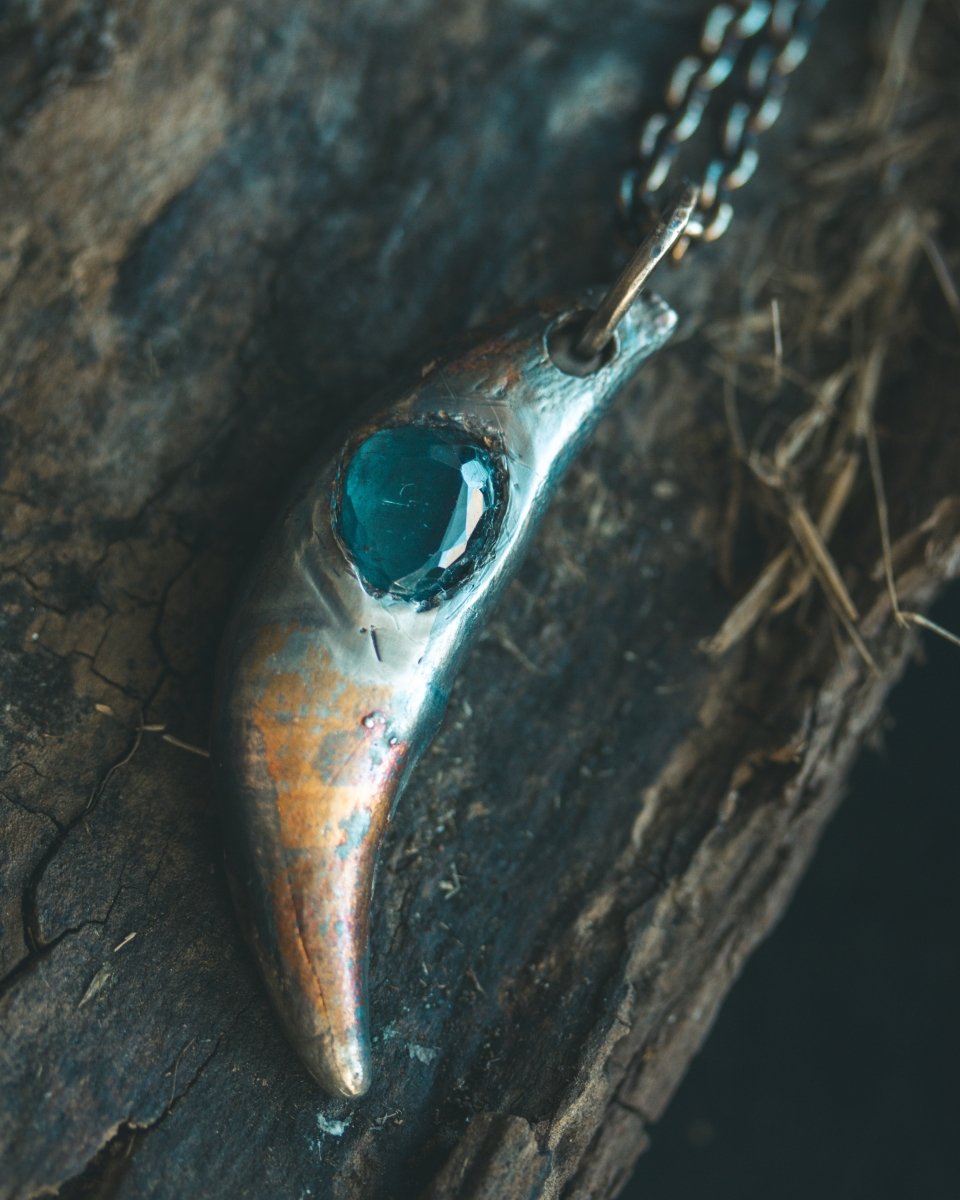Lupus Spiritus Fang Amulet with Rare Indicolite Tourmaline – Limited Edition - Machinations