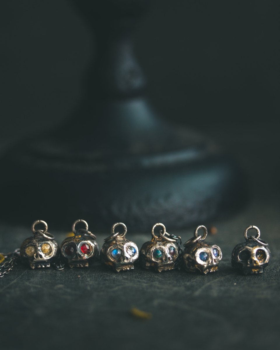 Memento Mori Skull Charm with Cabochon Rutilated Quartz – Sterling Silver & 23.5K Gold | Talisman of Life, Death and Divine Illumination - Machinations