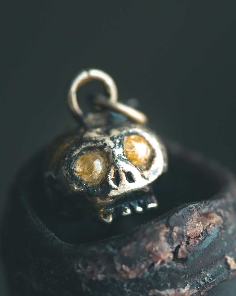 Memento Mori Skull Charm with Cabochon Rutilated Quartz – Sterling Silver & 23.5K Gold | Talisman of Life, Death and Divine Illumination - Machinations