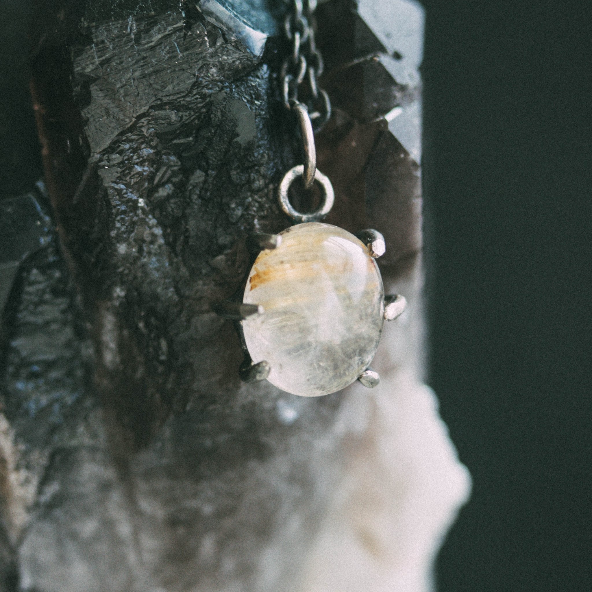 Meteoromance Rutlated Quartz - Machinations