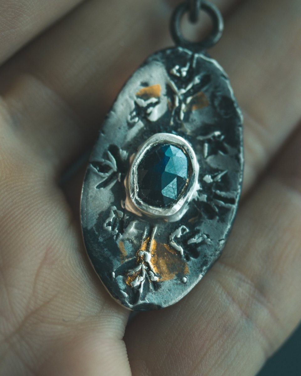 Nordic Talisman Black Labradorite Amulet: A Gateway to Ancestral Magic and Hidden Realms - Machinations