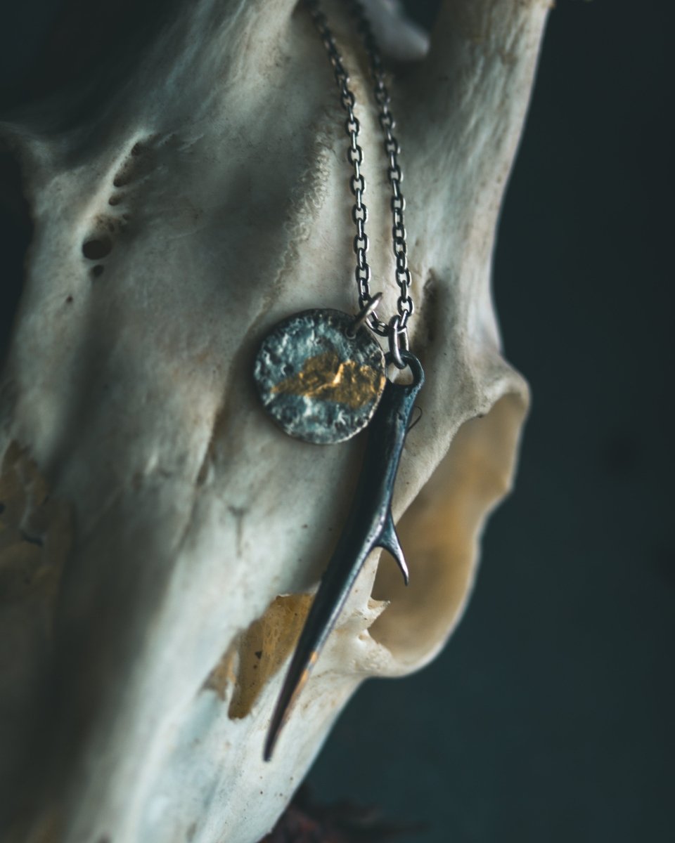Numismatics : Egret Coin Pendant: Symbol of Tranquility and Legacy - Machinations