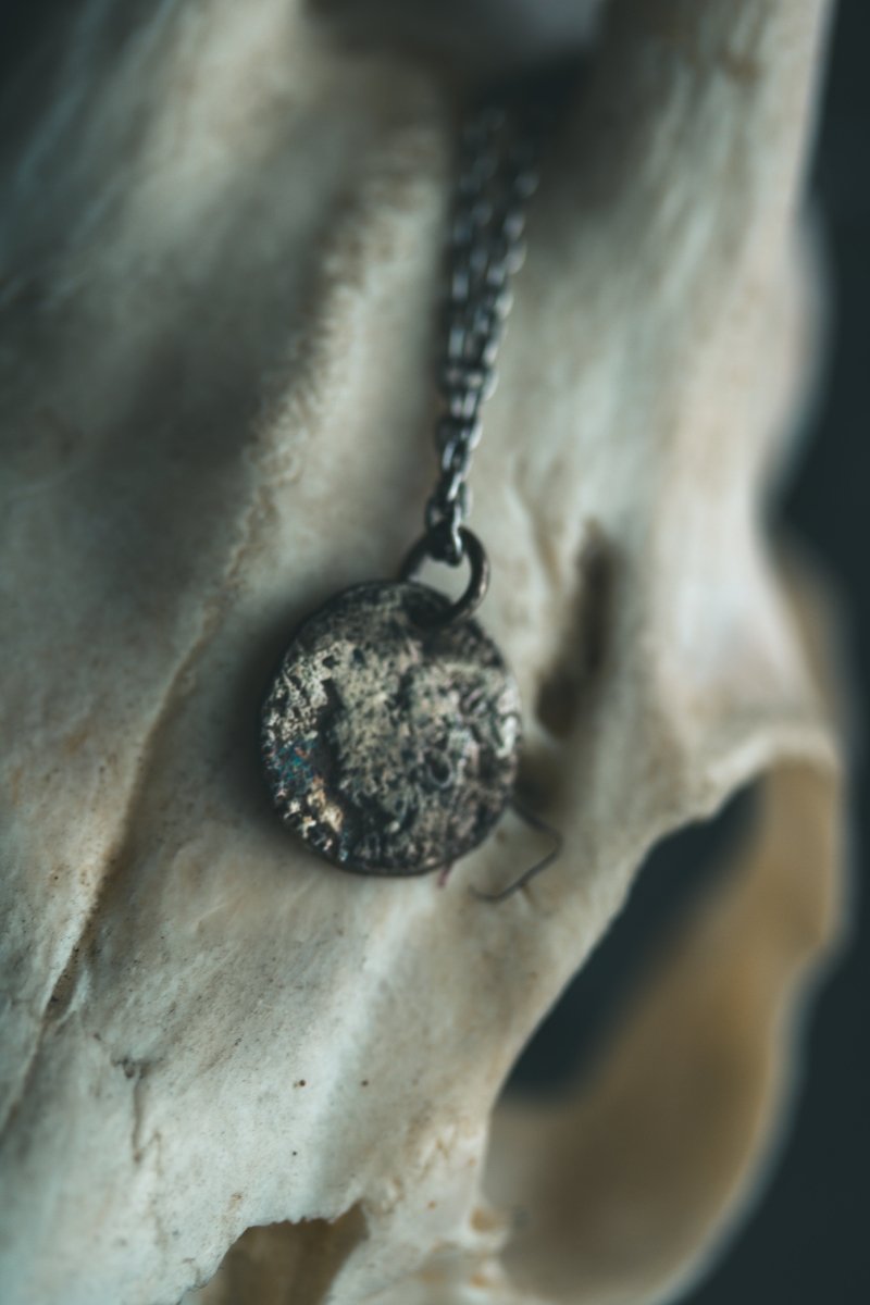 Numismatics : Egret Coin Pendant: Symbol of Tranquility and Legacy - Machinations