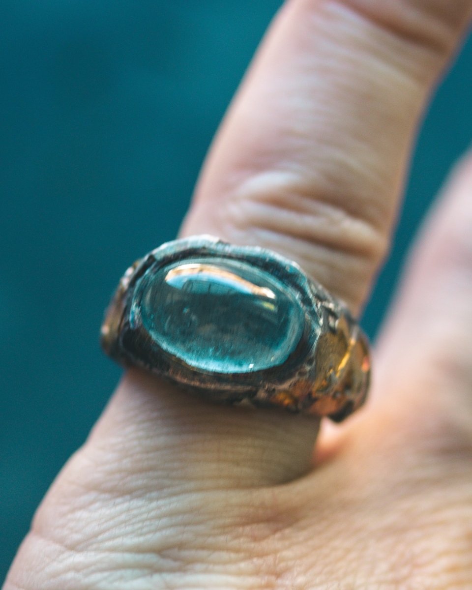 Oculus Aquamarine Ring: Your Personal Scrying Stone - Machinations