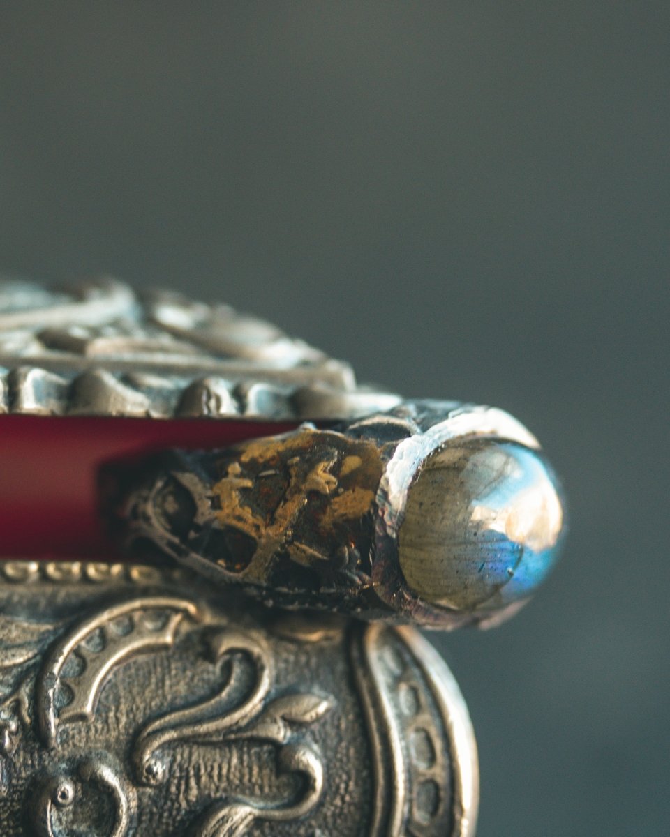 Oculus Labradorite Ring: Your Personal Scrying Stone - Machinations