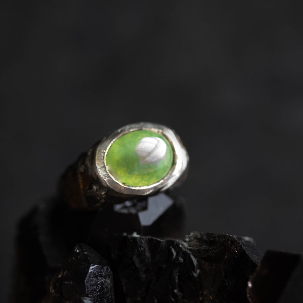 Oculus with Grossular Garnet - Machinations