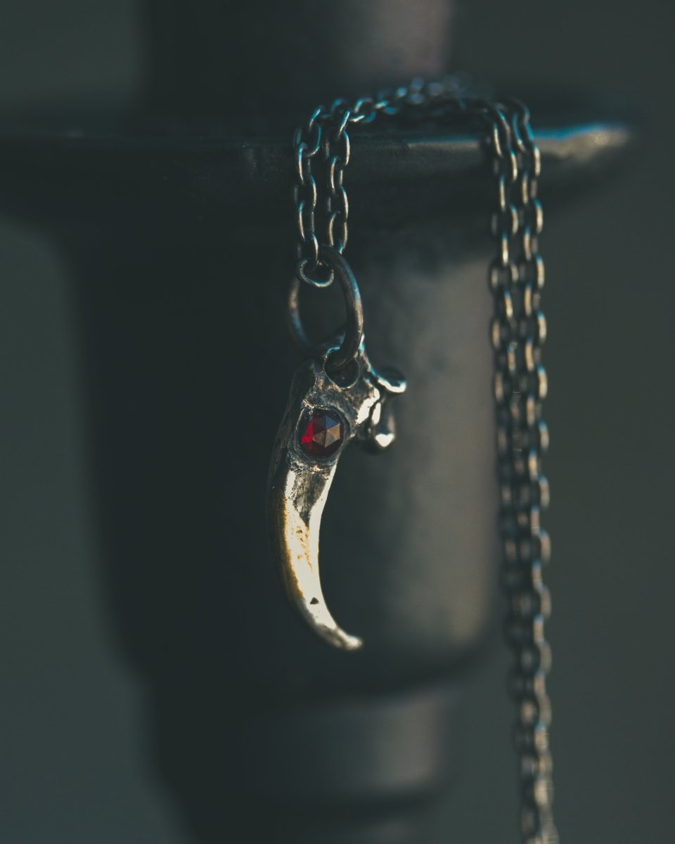 Peregrine Falcon Talon Pendant with Rose - Cut Garnet in Sterling Silver and 23.5K Gold: A Talisman of Vision, Freedom, and Swift Transformation - Machinations