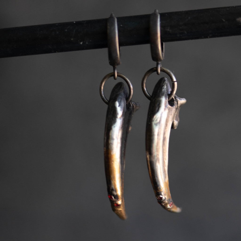 Raven Midnight dust earrings red orange sapphire - Machinations