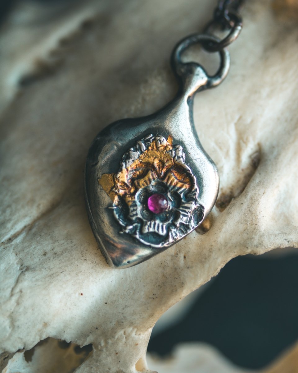 READY TO SHIP – Rose of Death Tarot Amulet with Rhodolite Garnet | Mother's Day Gift of Strength & Transformation - Machinations