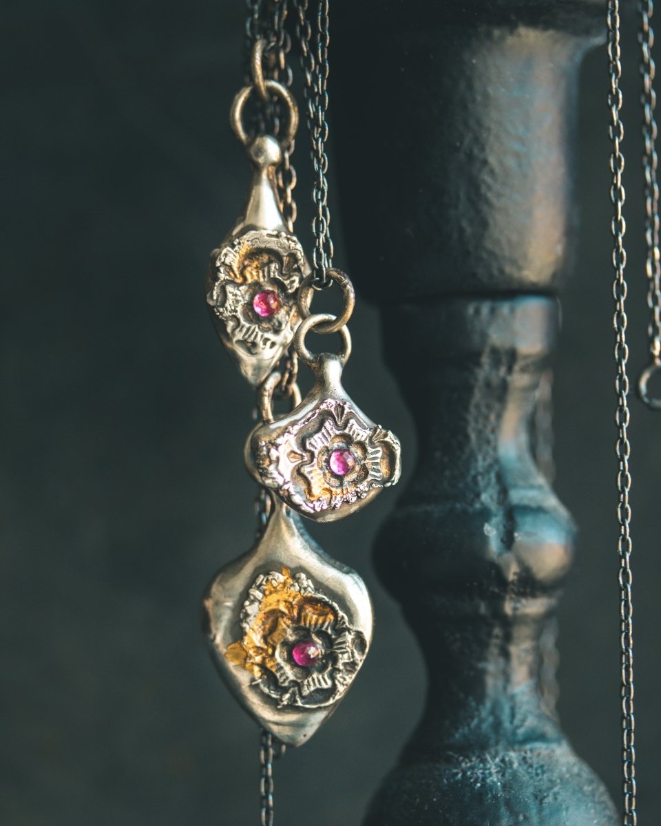 READY TO SHIP – Rose of Death Tarot Amulet with Rhodolite Garnet | Mother's Day Gift of Strength & Transformation - Machinations