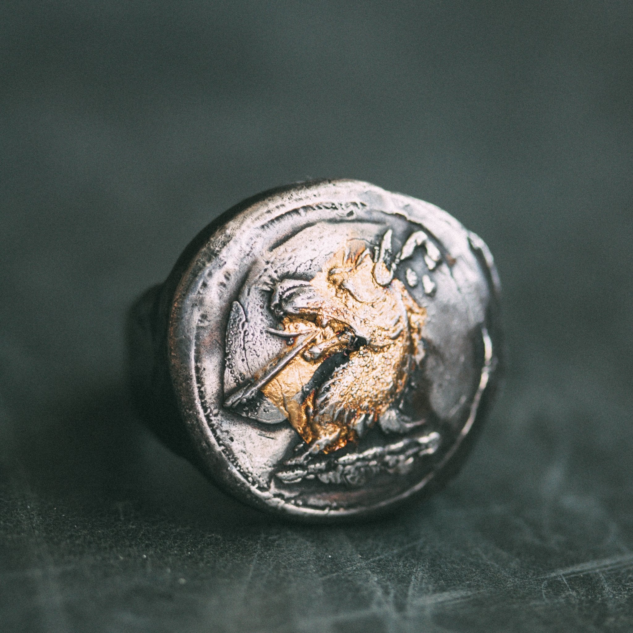 Shot Wolf Round Signet Ring - Machinations