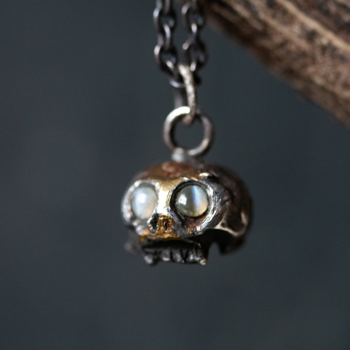 Skull Charm with Chrysoberyl Cat's Eye: Embrace the Duality of Life and Death - Machinations